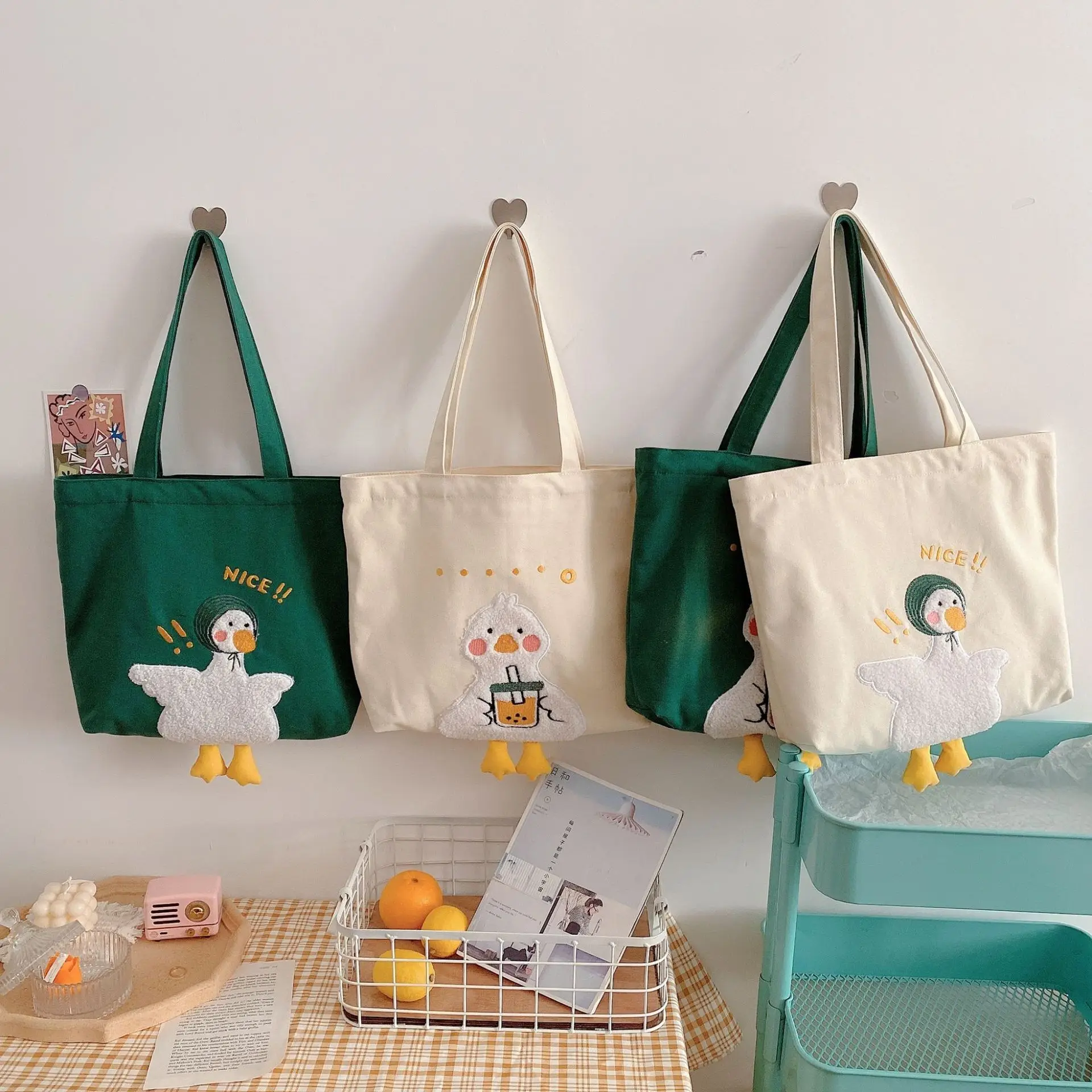 Embroidery Design Love - Cute Design Women's Canvas Shoulder Bag