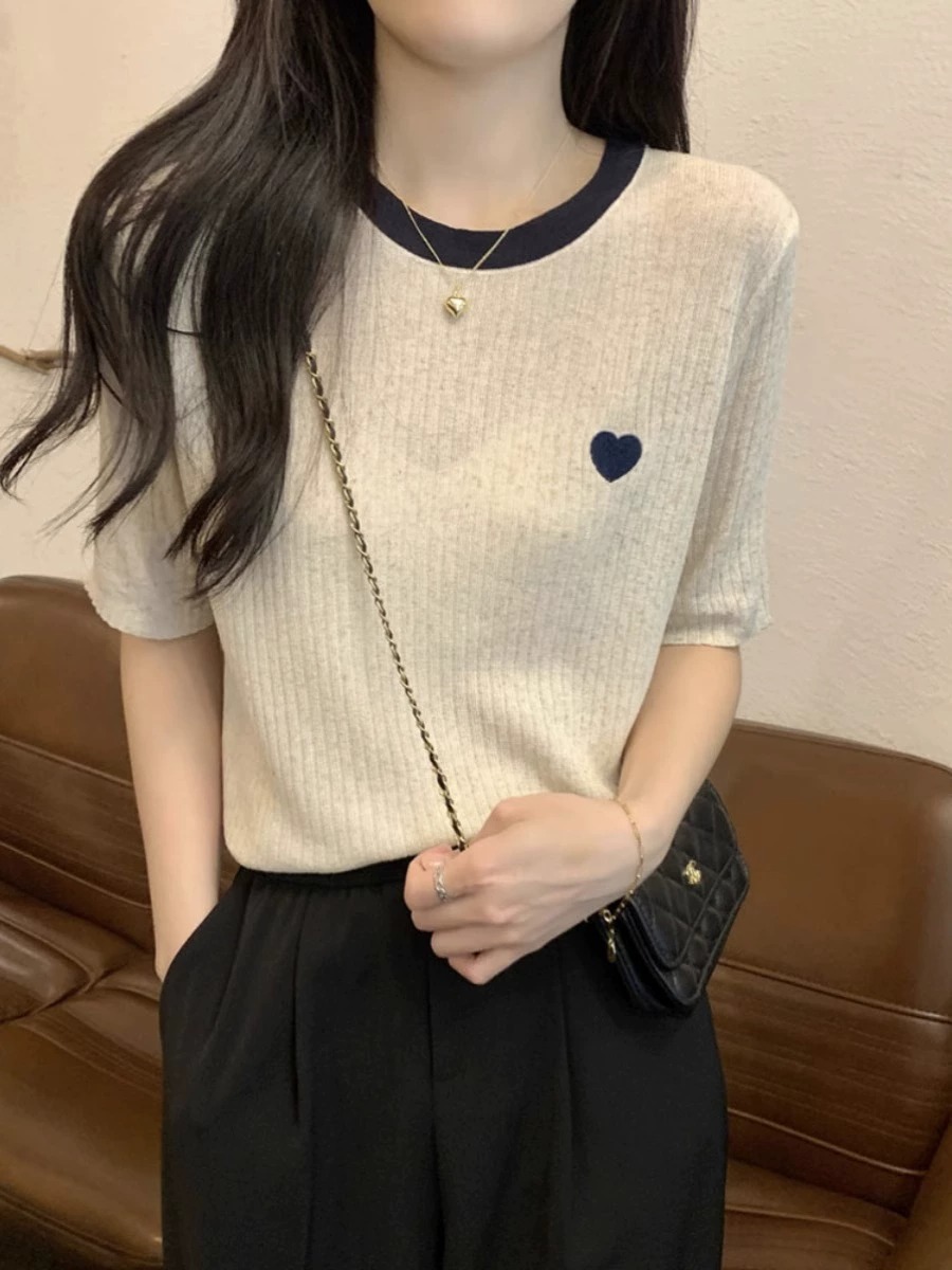 Knit Short Sleeve T-Shirt Wome - огляд і ціна Embroidery Design Love