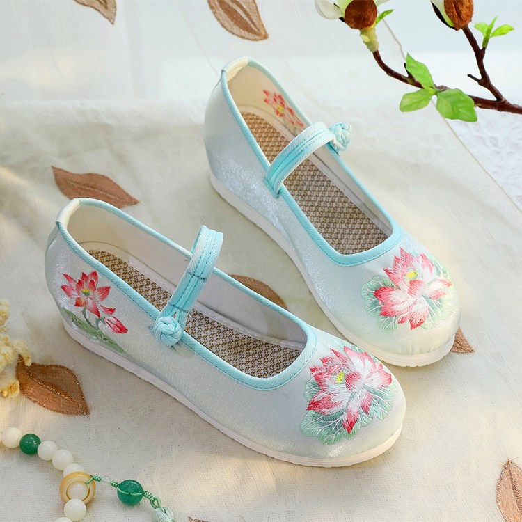 2026 Women's White & Green Lot - огляд і ціна Embroidery White
