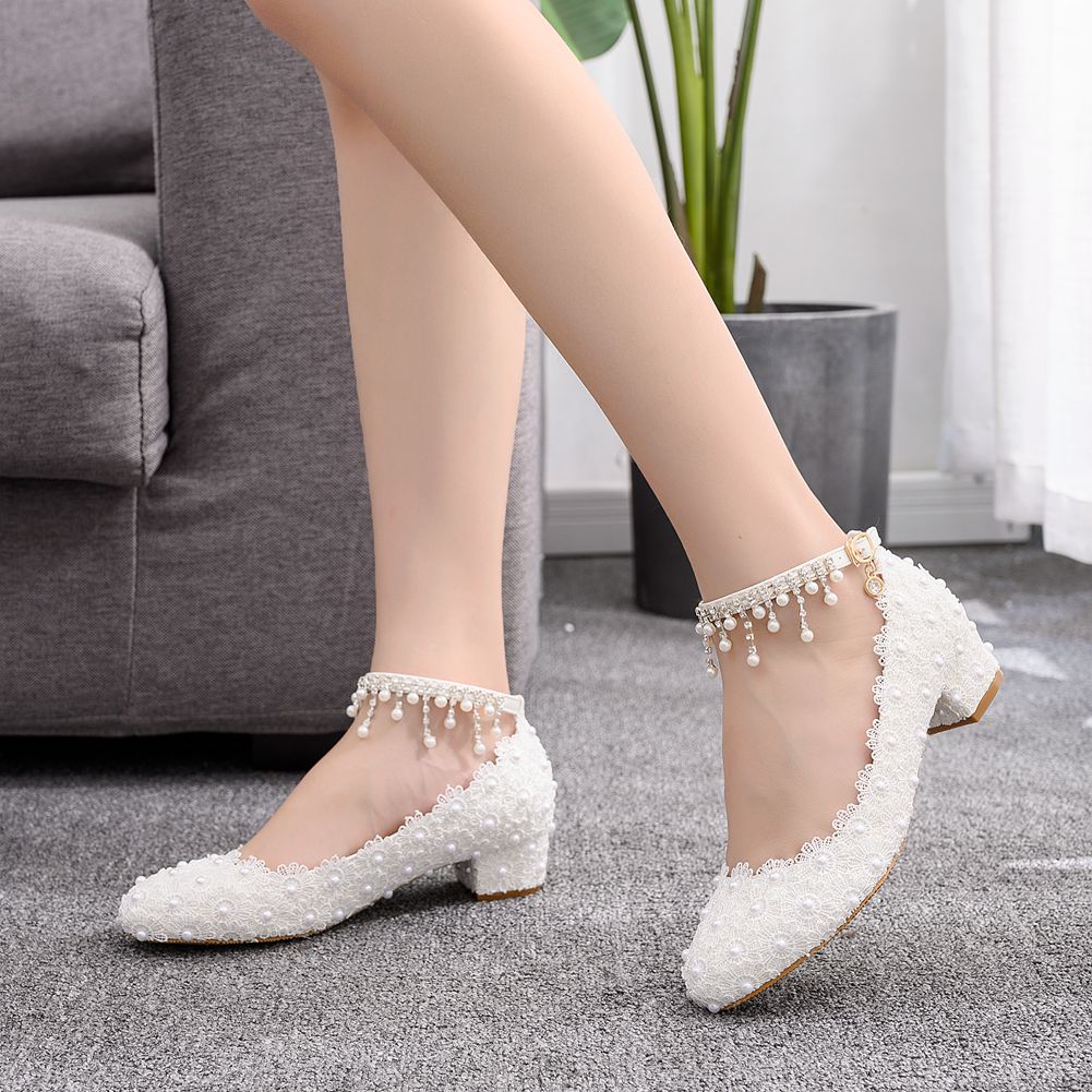 Women's Closed Toe Low Chunky  - огляд і ціна Embroidery White