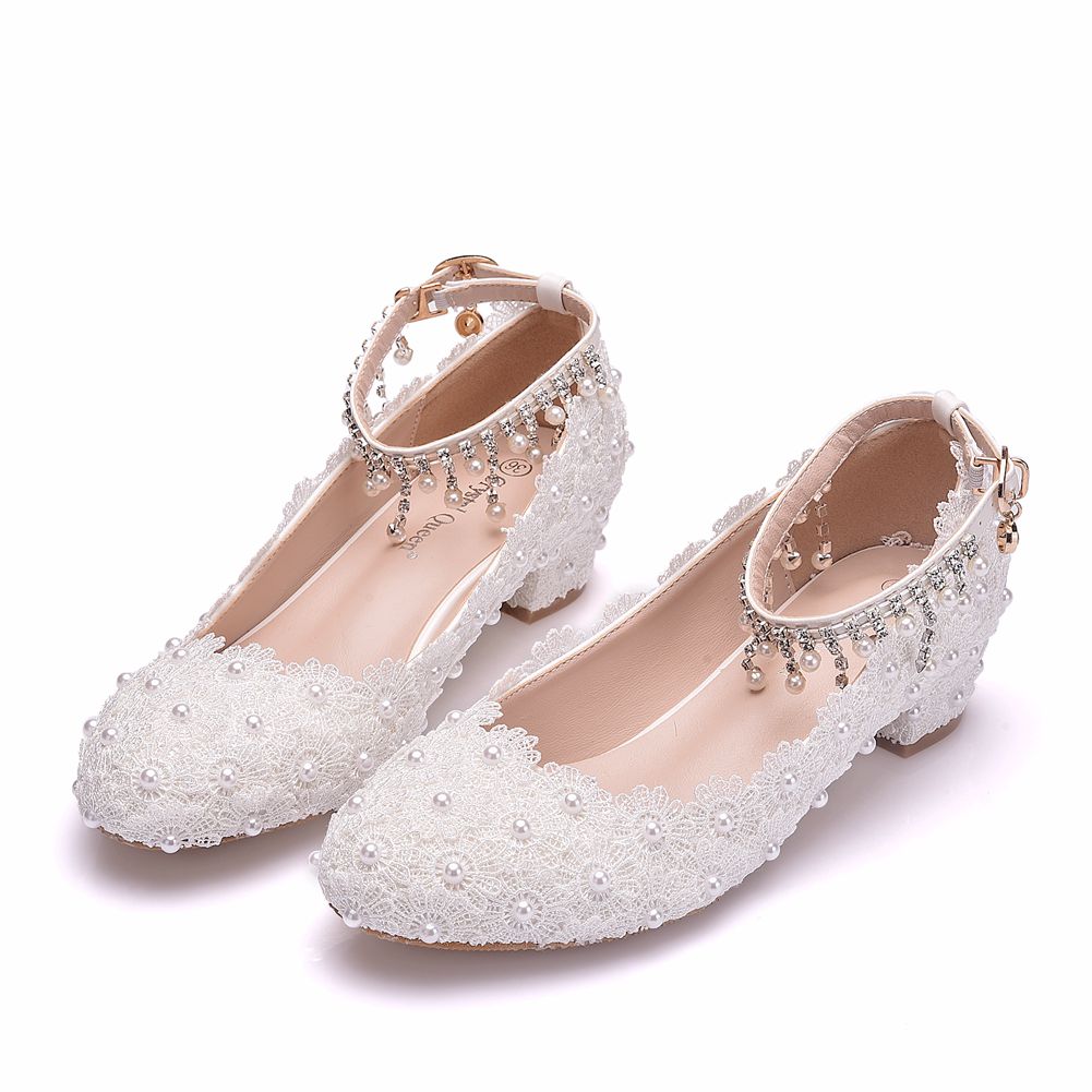 Women's Closed Toe Low Chunky  - огляд і ціна Embroidery White