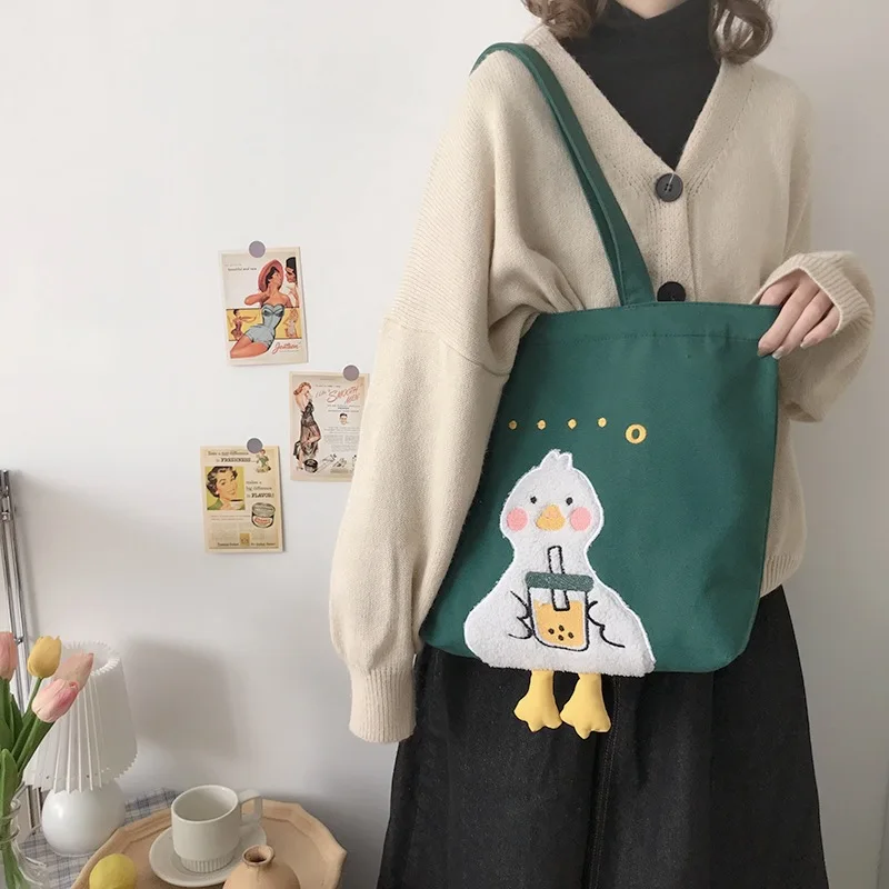 Cute Design Women's Canvas Sho - огляд і ціна Embroidery Design Love