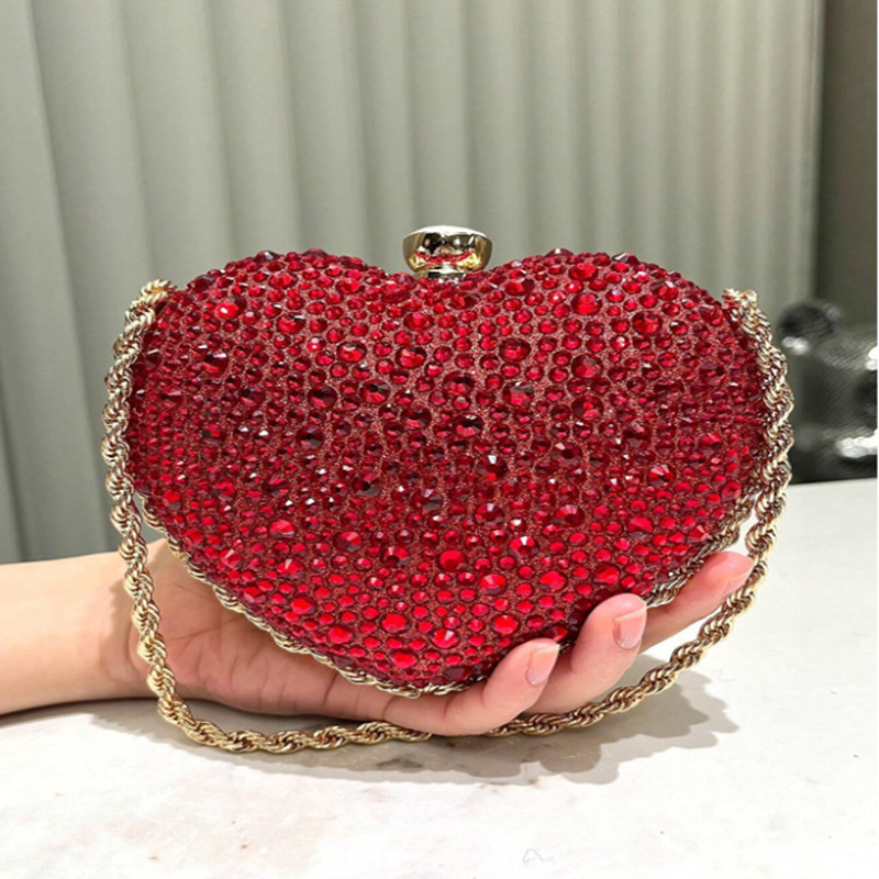 Love Diamond Bag Crossbody Bag - огляд і ціна Embroidery Design Love