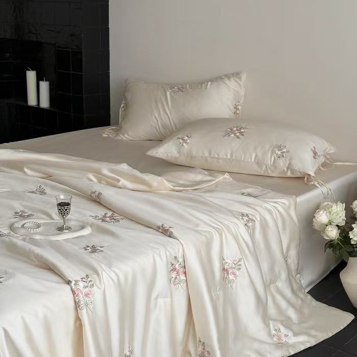Luxury France Style Lyocell Fi - огляд і ціна Embroidery Quilt Cover