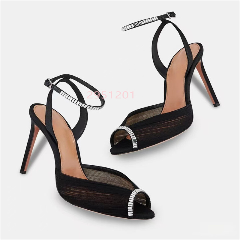 Crystal V Pointed Toe Women Wh - огляд і ціна Embroidery White